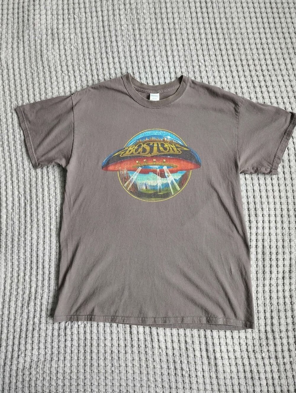 Gildan Grey Boston Graphic Tee - Large